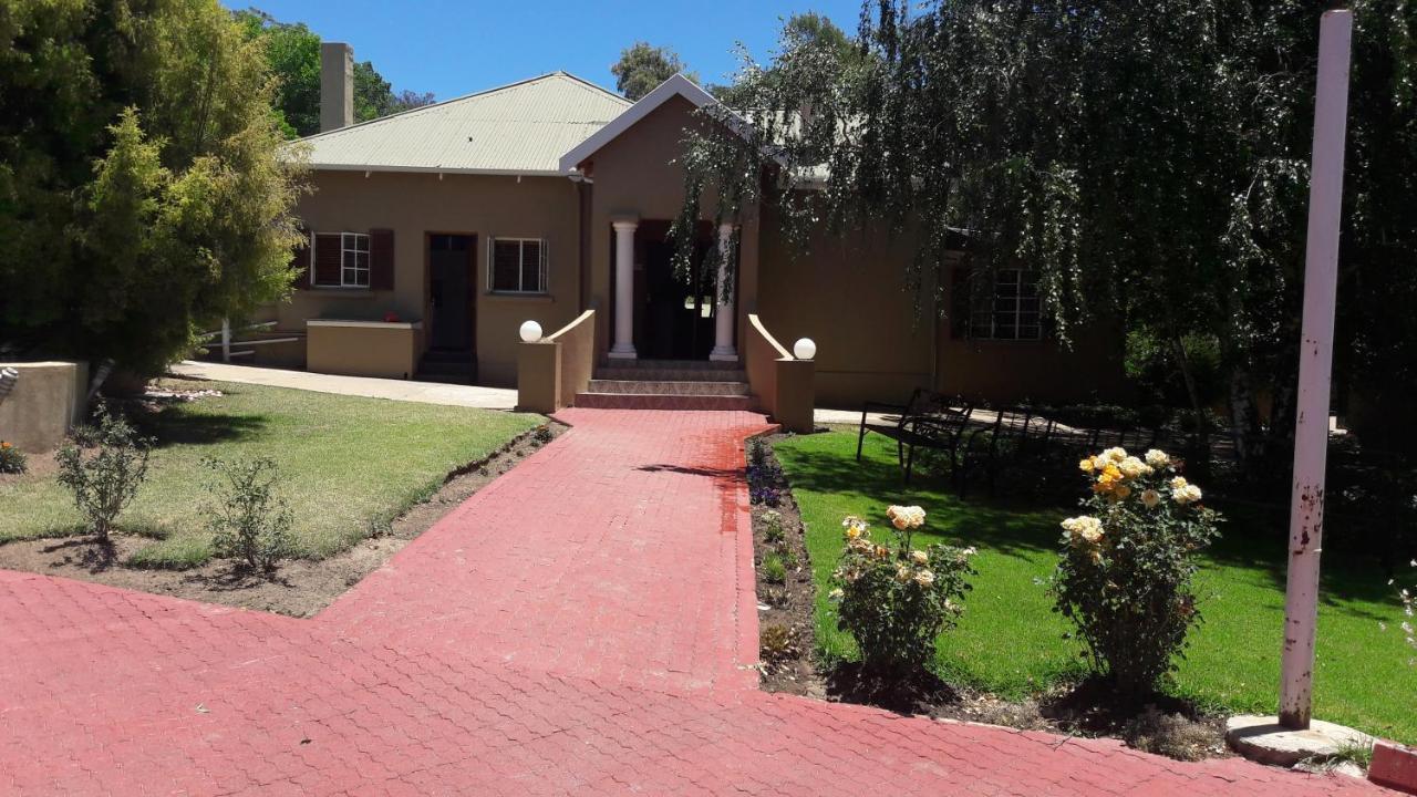 Beverly Corner Lodge Matatiele Exterior foto